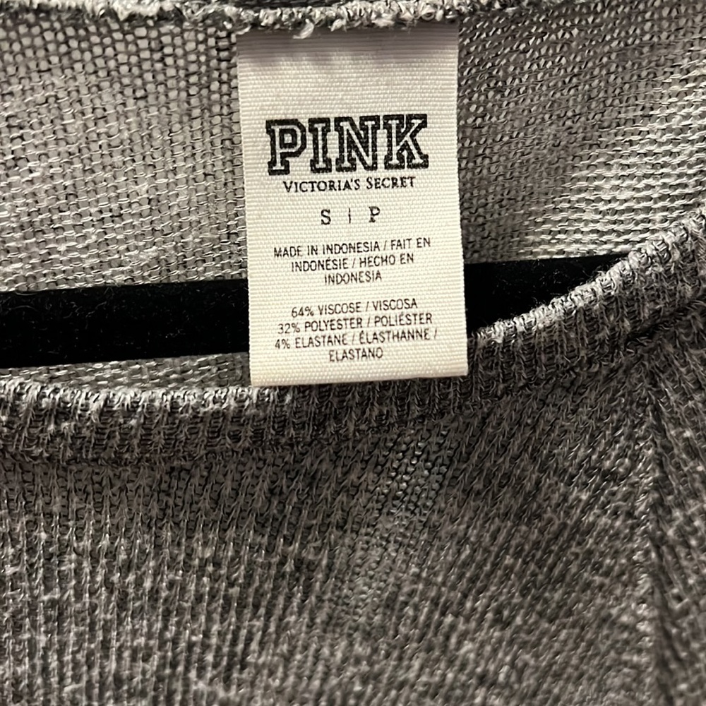 Grey VS PINK shirt - Picture 3 of 3